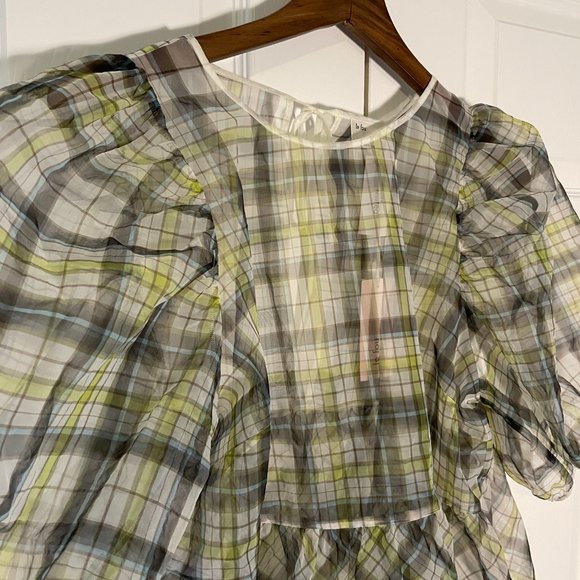 NWT- Aritzia Sheer Puff-Sleeved Blouse - Picture 3 of 8